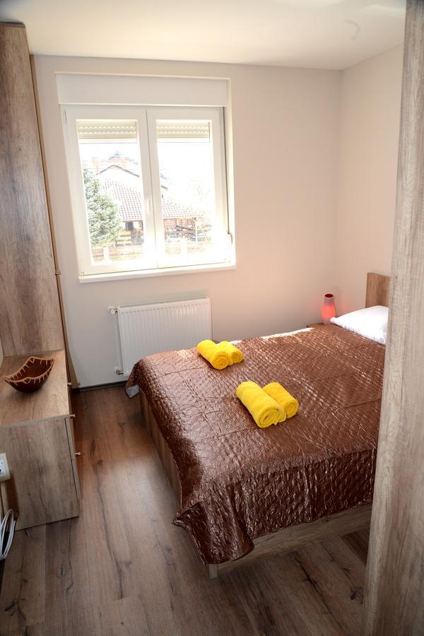 "Sonja Apartman" Jagodina Apartment Екстериор снимка